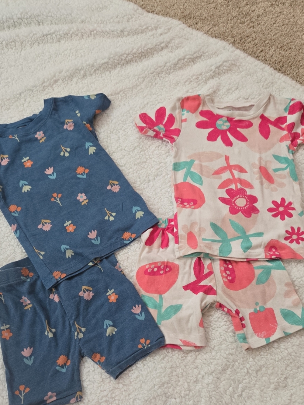 5T Girls Short Sleeve Pajama Sets - White & Blue Old Navy & Carters